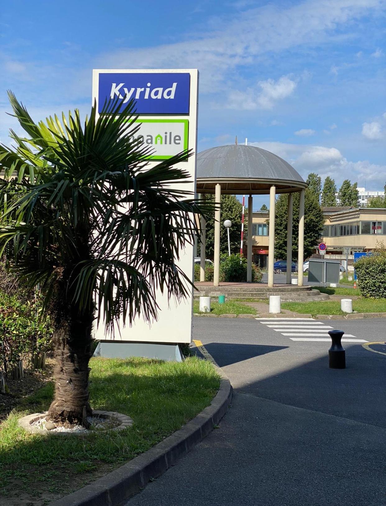 Kyriad Le Blanc-Mesnil Exteriér fotografie